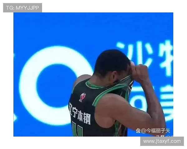 弗格感谢妻子支持称自己为代表辽宁的最后一战感到沮丧 弗格感谢妻子支持称自己为代表辽宁的最后一战感到沮丧